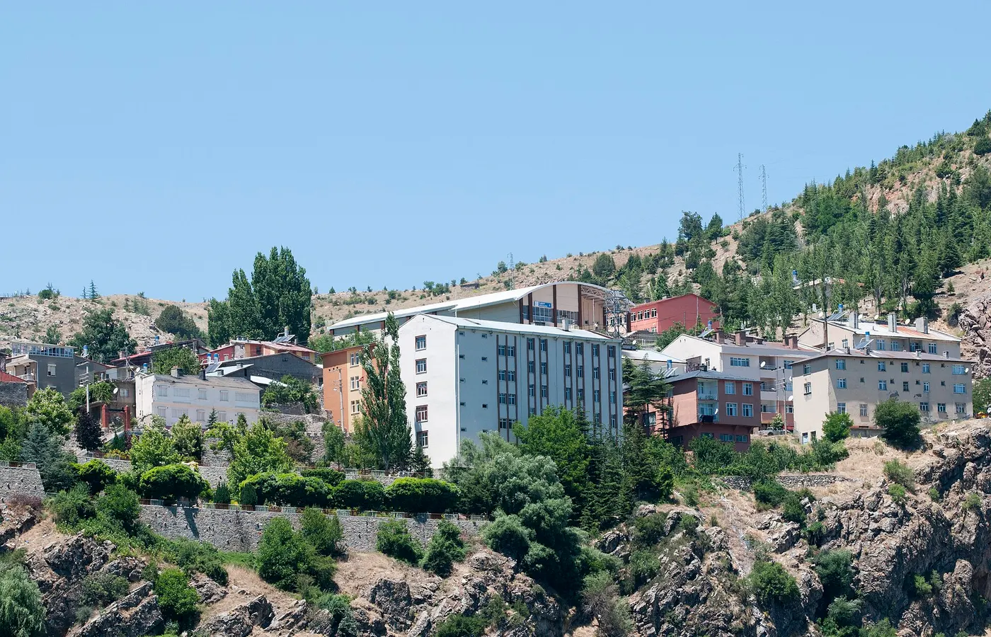 Taşkent’in kayalık yamaçlara kurulu yerleşimi